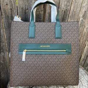 Michael Kors Kenly Large Logo Tote Bag
